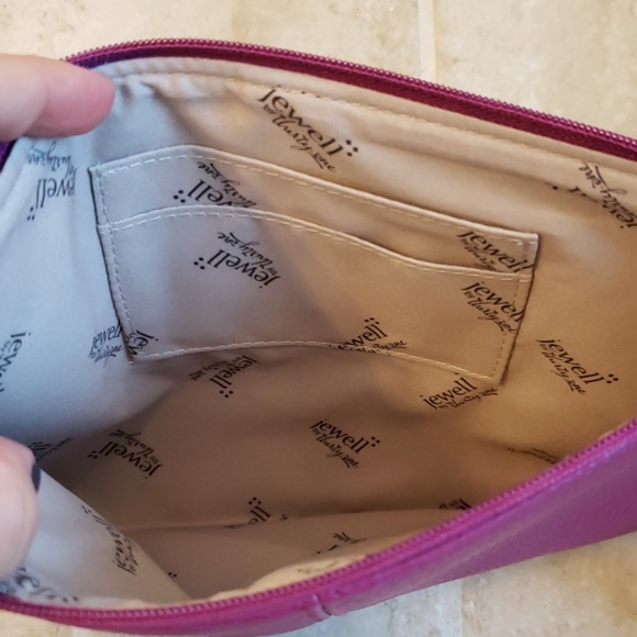 Thirty-One Jewell wristlet - Picture 3 of 4